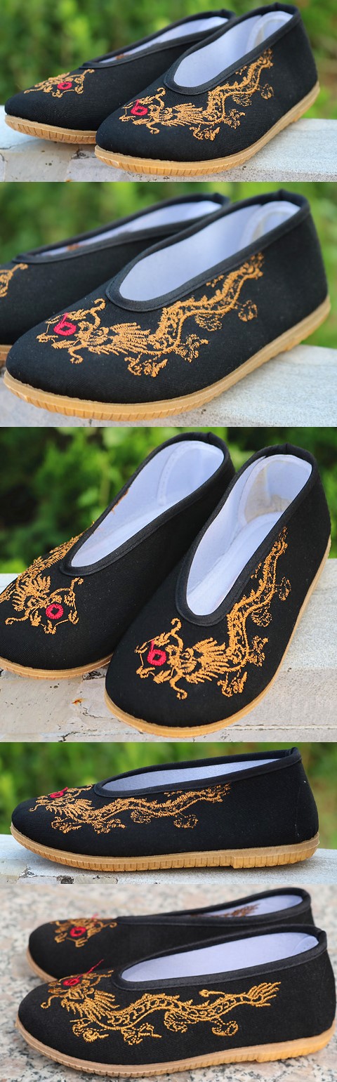 Boy's Dragon Embroidery Round Opening Cloth Shoes