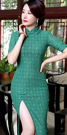 Elbow-sleeve Gorgeous Embroidery Gauze Cheongsam (RM)