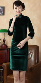 Elbow-sleeve Short-length Velvet Cheongsam (RM)