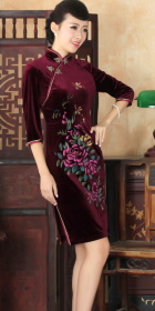 Elbow-sleeve Short-length Spray Painting Velvet Cheongsam (RM)