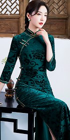 Gorgeous 3/4-sleeve Long-length Embossed Velvet Cheongsam (RM)