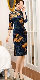 3/4-sleeve Mid-length Velvet Cheongsam (RM)