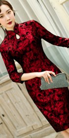 3/4-sleeve Mid-length Velvet Cheongsam (RM)