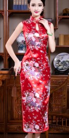 Sleeveless Long-length Floral Cheongsam (RM)