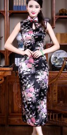 Sleeveless Long-length Floral Cheongsam (RM)