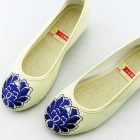 Delicate Lotus Embroidery Shoes (RM)