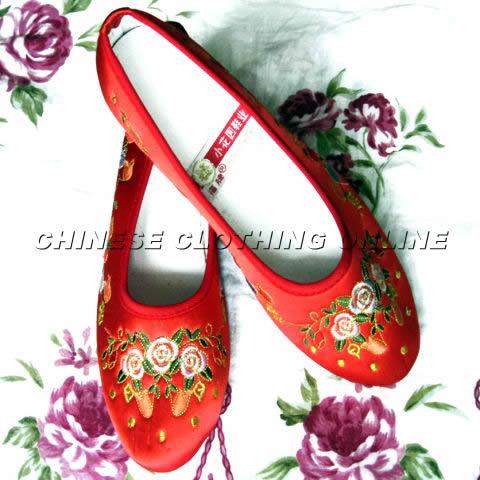 Mid Heel Pomegranate Flower Embroidery Shoes (Multicolor)