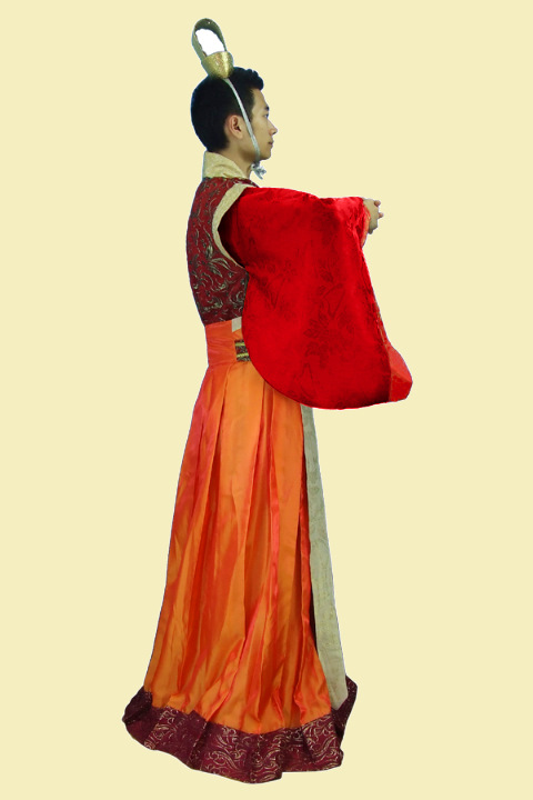 Han Scholar-bureaucrat Court Dress w/ Crown (RM)